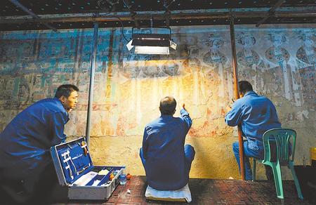 莫高窟記得，“飛天”記得…… ——敦煌研究院文物保護利用群體素描