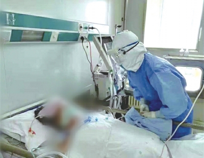 “在隔離病區(qū)里過生日，我永生難忘”