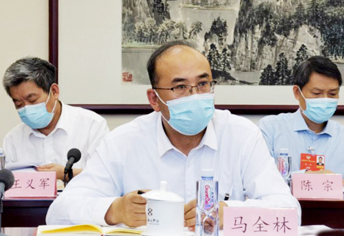 【代表委員說(shuō)·治沙】馬全林委員：加大沙區(qū)、山區(qū)與鄉(xiāng)村綠化支持力度