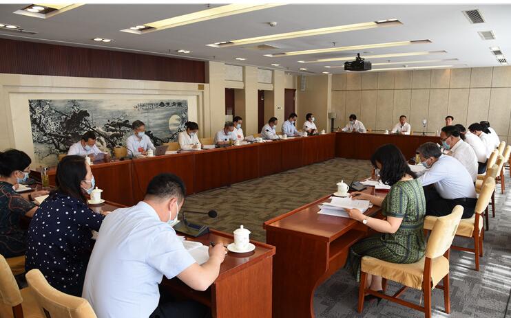 【兩會快訊】甘肅代表團(tuán)分組審議全國人大常委會工作報(bào)告，唐仁健參加第二小組會議并發(fā)言