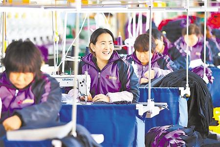 【抓“六穩(wěn)” 促“六?！薄糠€(wěn)就業(yè)有良策 保就業(yè)出實(shí)招——甘肅省全力以赴支持穩(wěn)定就業(yè)確保就業(yè)形勢總體穩(wěn)定