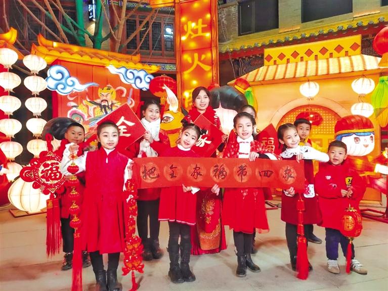 原創(chuàng)音樂電視《全家福》向蘭州市人民拜年！