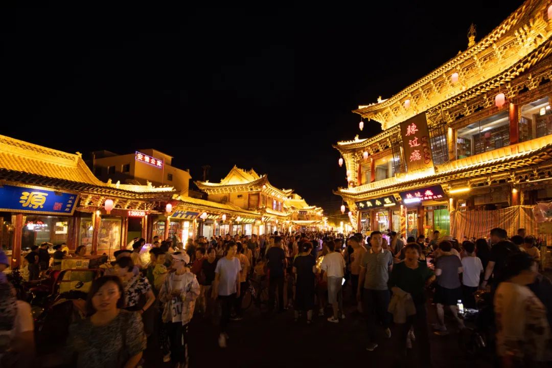 古風(fēng)、華美、浪漫、美味……現(xiàn)實(shí)版“清明上河圖”，就在這里！