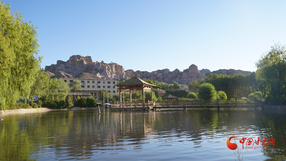 【小康圓夢·看甘肅】肅南：鄉(xiāng)村旅游托起百姓富?！敖痫埻搿?>
        </a><em>【小康圓夢·看甘肅】肅南：鄉(xiāng)村旅游托起百姓富?！敖痫埻搿?/em></li>
    <li><a  target=