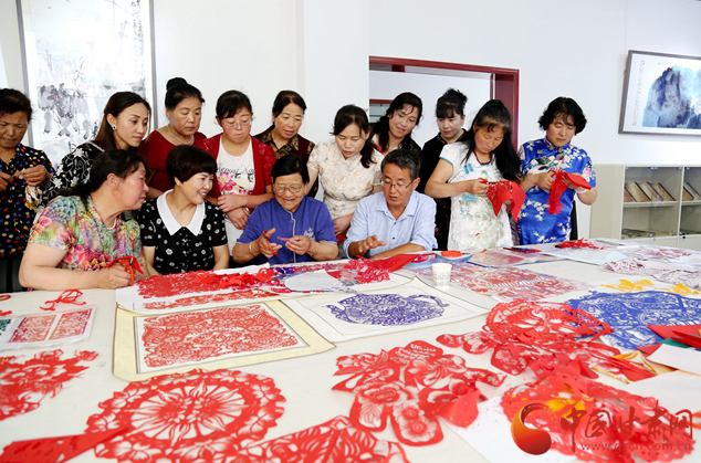 快看有沒(méi)有你的家鄉(xiāng)？甘肅省2022年“文化進(jìn)萬(wàn)家——視頻直播家鄉(xiāng)年”活動(dòng)火熱籌備中