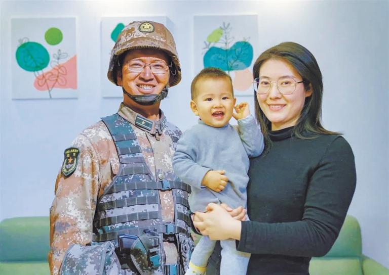 蘭州市退役軍人事務局舉行清明代祭掃儀式 陳紅軍烈士父親給兒子寫來寄語 “你是祖國的好兒女，也是我們的驕傲”