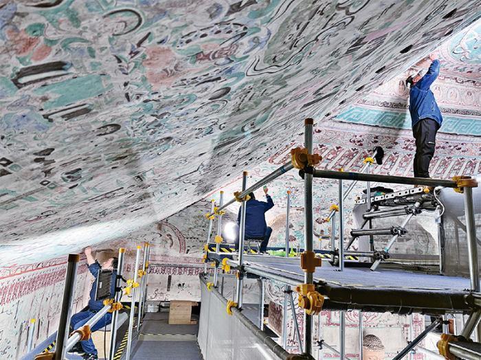 莫高窟第55窟文物修復(fù)現(xiàn)場(敦煌研究院提供)