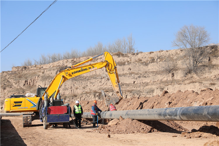 臨洮縣洮陽水廠農(nóng)村供水鞏固提升暨城區(qū)第二水源工程現(xiàn)場。_副本.jpg